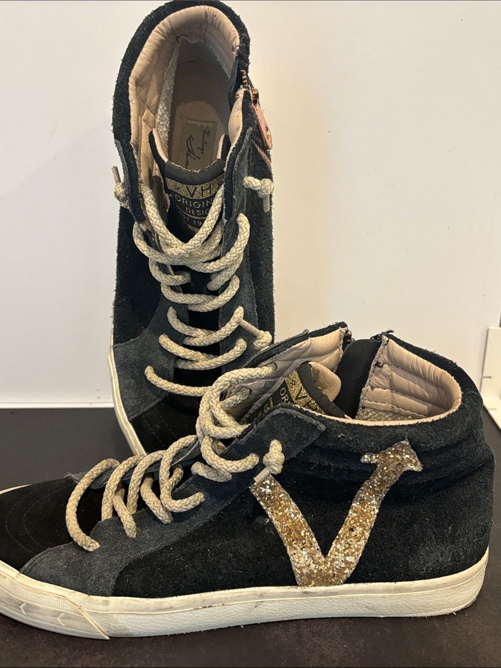 Vintage Havana Lockwood High-Top Black Multi Sneakers - Women's Size 9